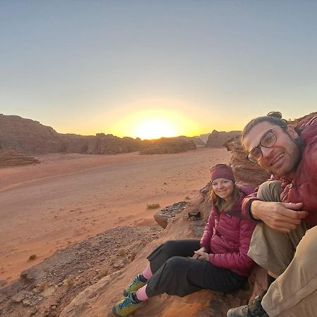 Wadi Rum Sky Tours & Camp Luaran gambar
