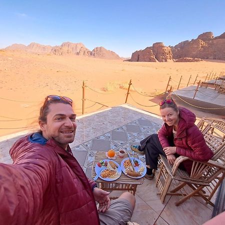 Wadi Rum Sky Tours & Camp Luaran gambar