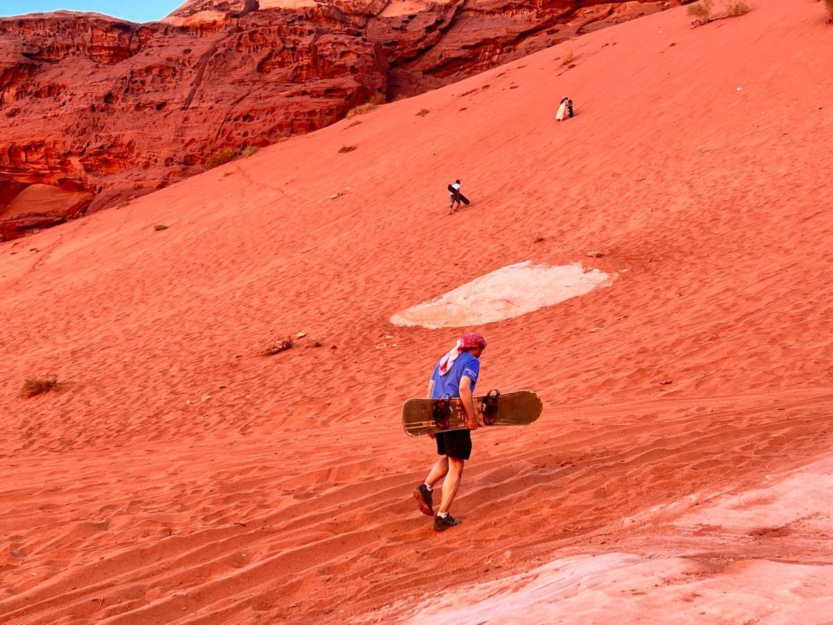 Wadi Rum Sky Tours & Camp Luaran gambar