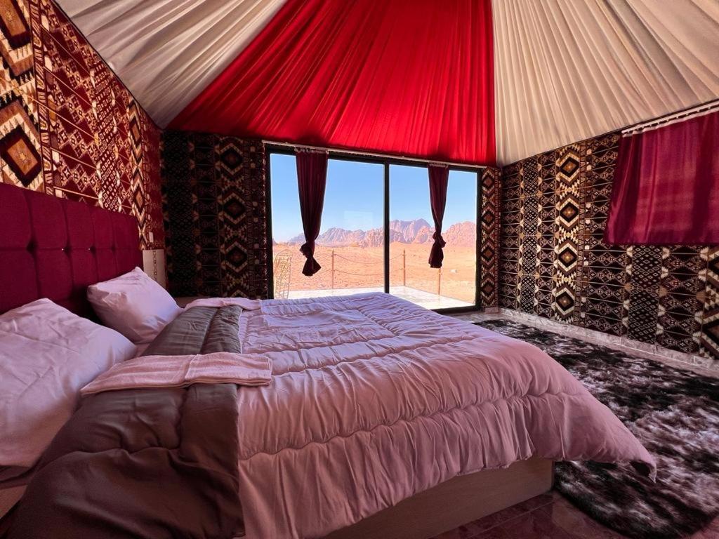 Wadi Rum Sky Tours & Camp Luaran gambar