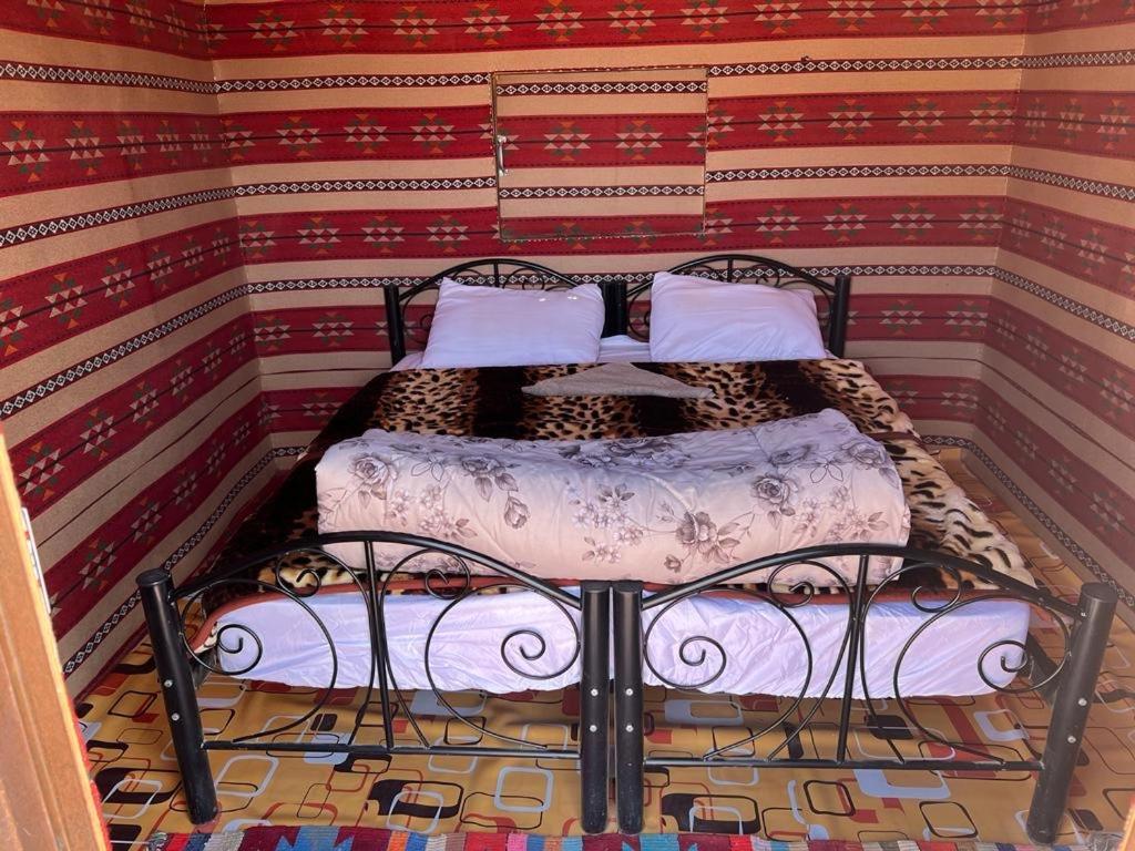 Wadi Rum Sky Tours & Camp Luaran gambar