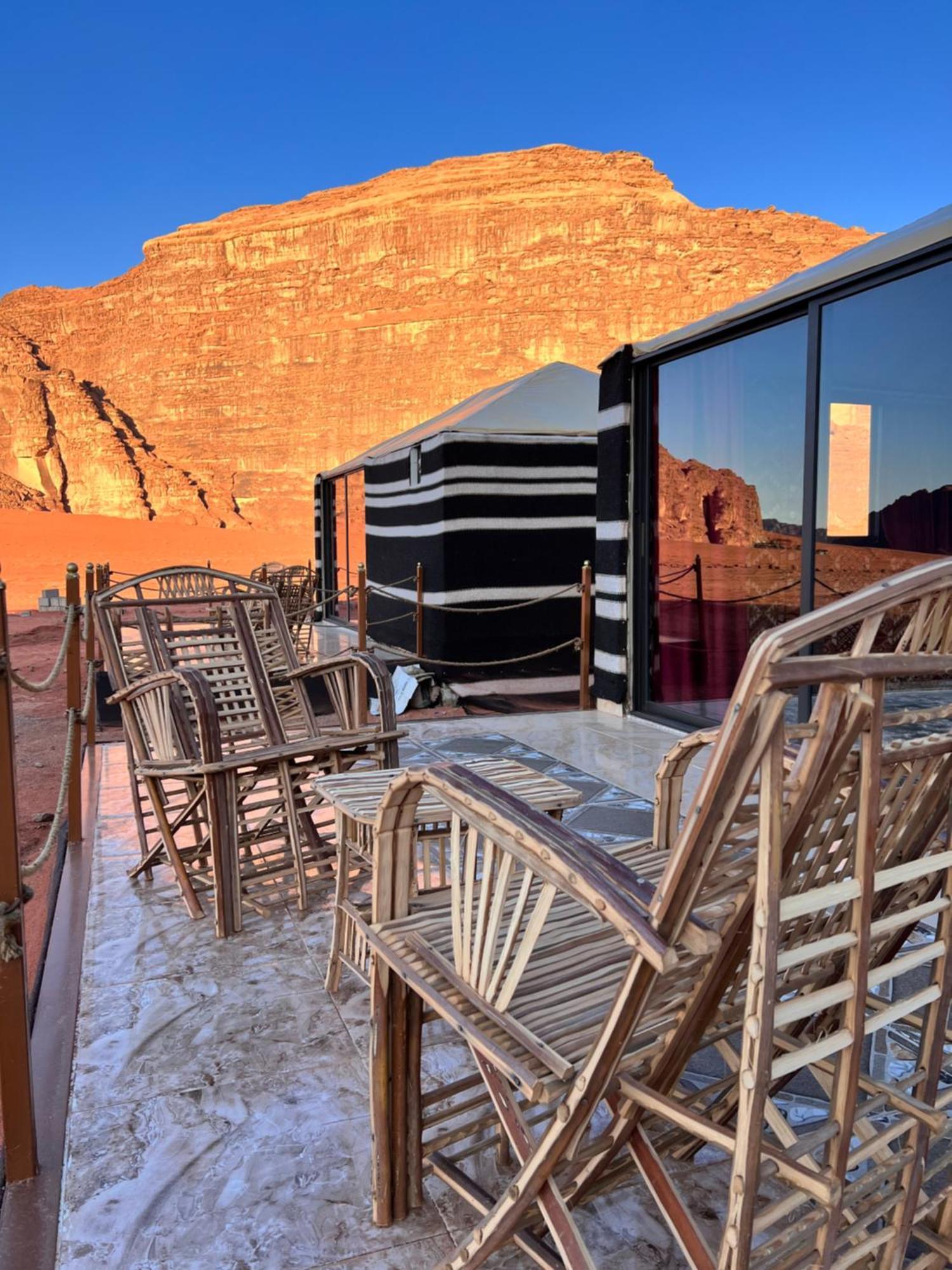 Wadi Rum Sky Tours & Camp Luaran gambar