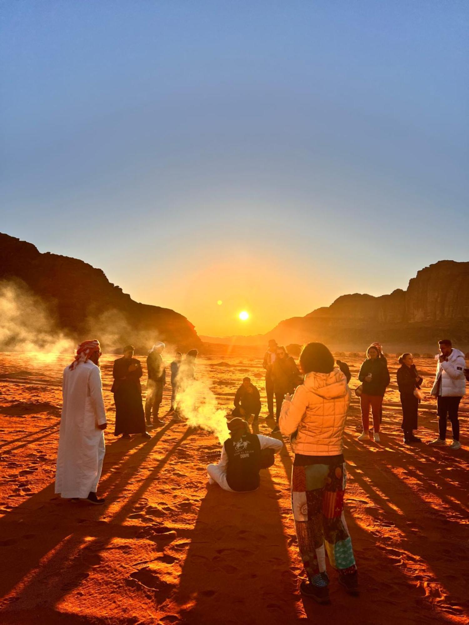 Wadi Rum Sky Tours & Camp Luaran gambar