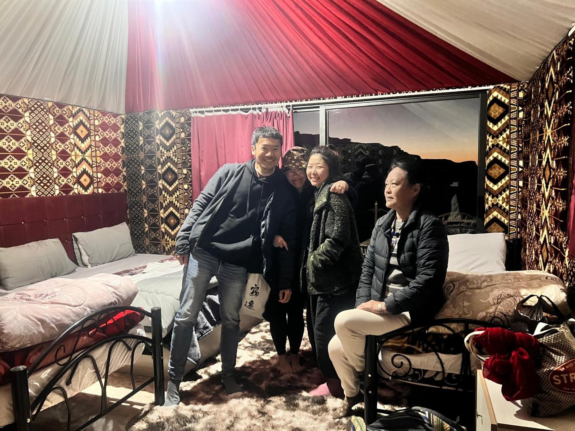 Wadi Rum Sky Tours & Camp Luaran gambar