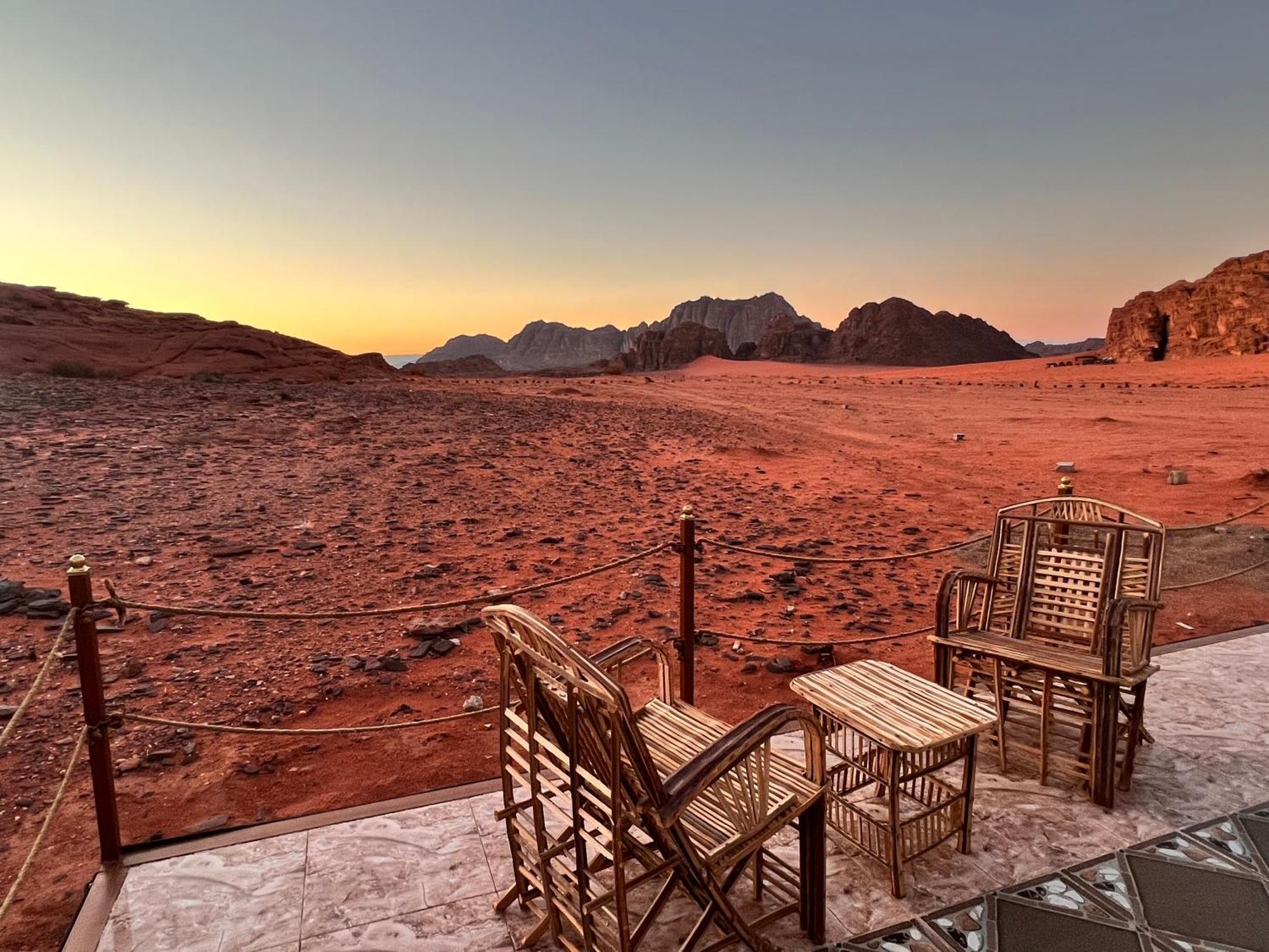 Wadi Rum Sky Tours & Camp Luaran gambar