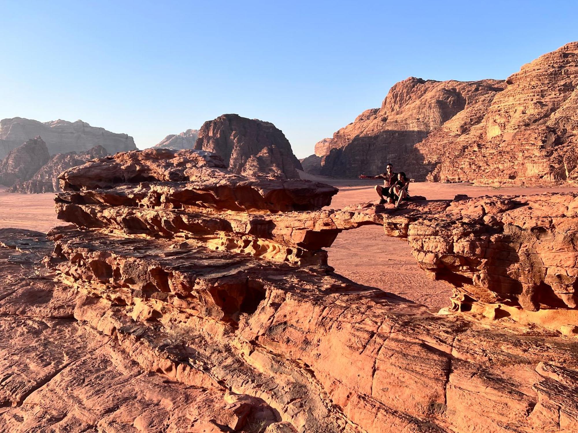 Wadi Rum Sky Tours & Camp Luaran gambar