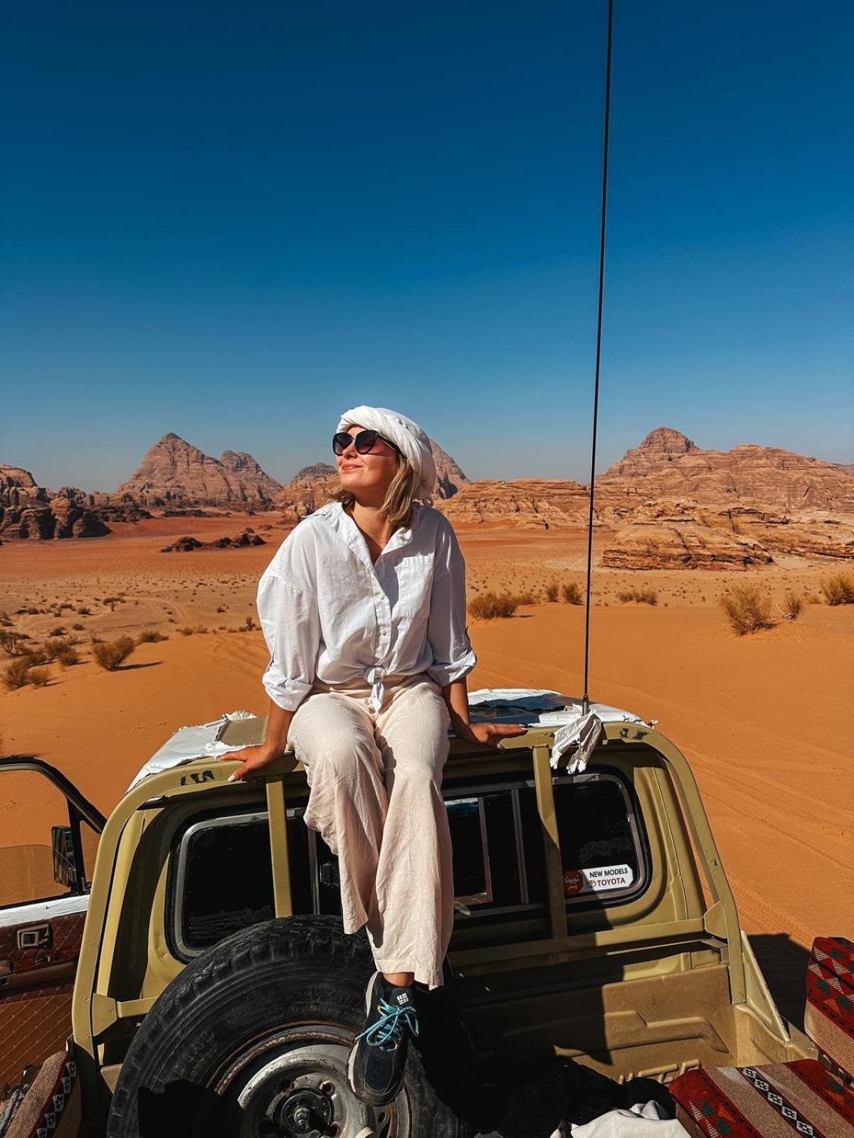 Wadi Rum Sky Tours & Camp Luaran gambar