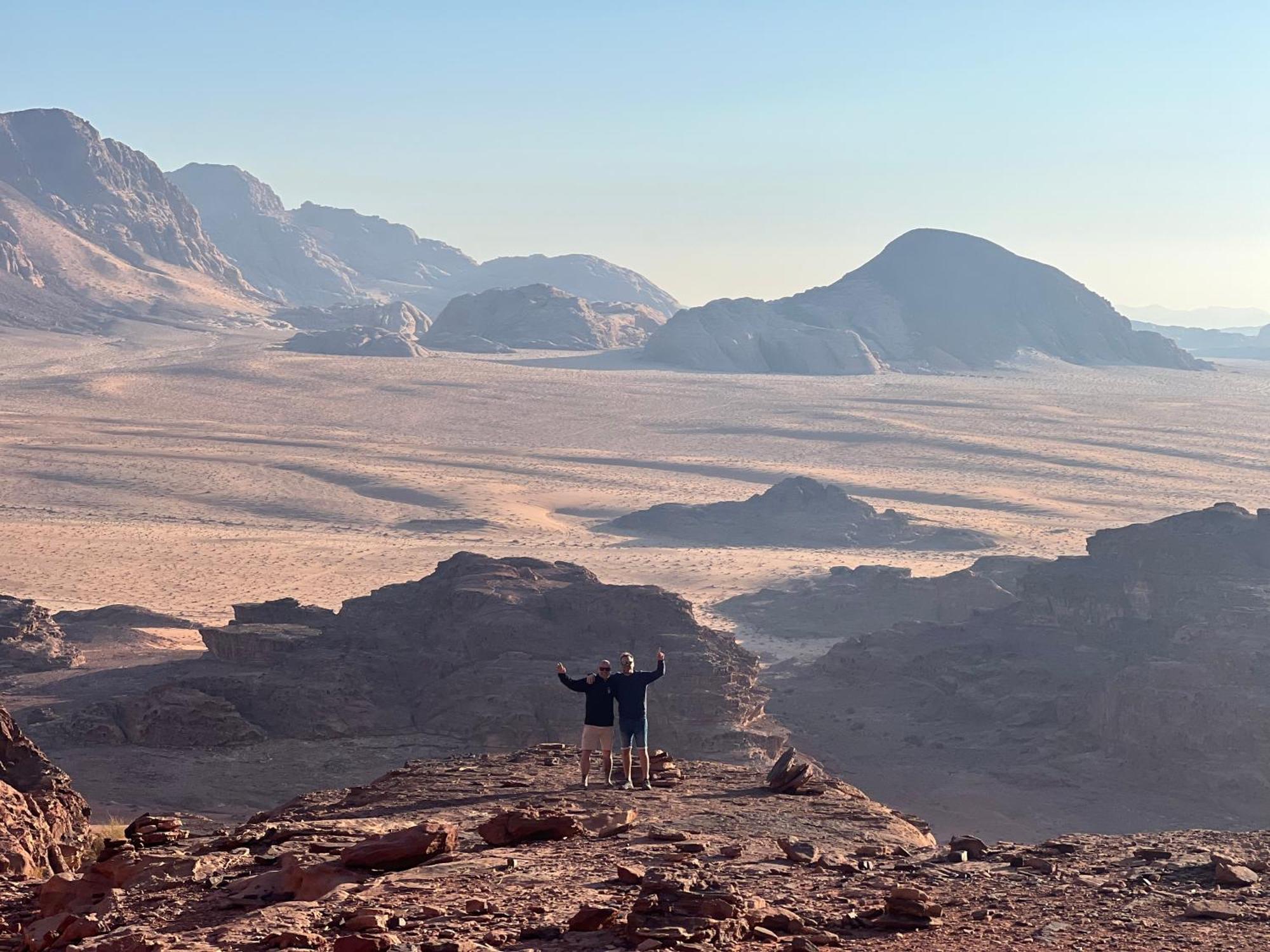 Wadi Rum Sky Tours & Camp Luaran gambar